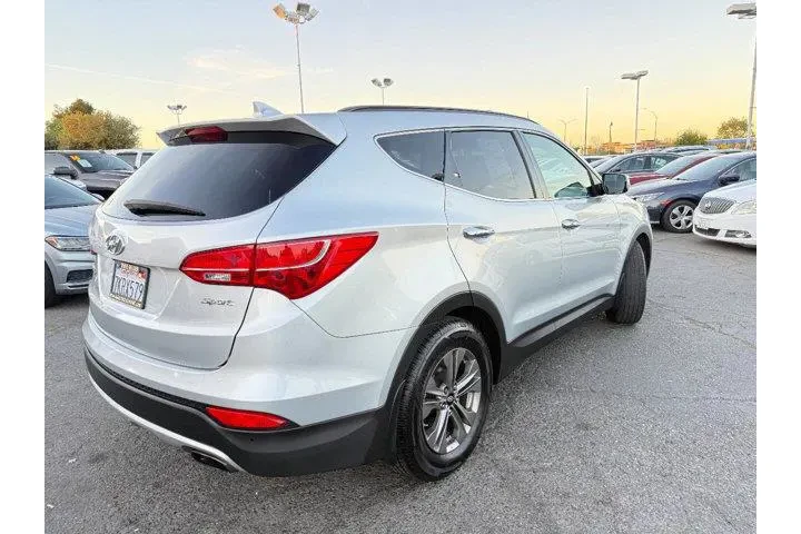$13995 : Hyundai SANTA FE Sport 2015 image 7
