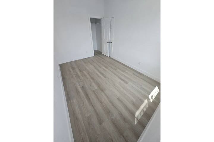 $1800 : Apt 1 recamara de renta image 5