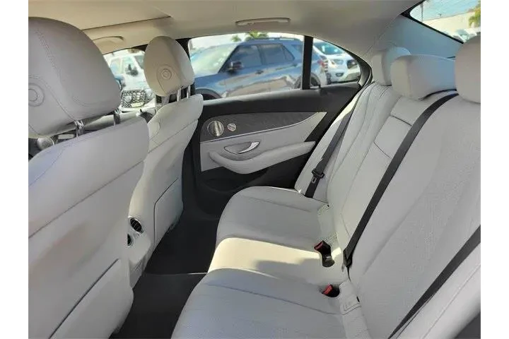 $34991 : Mercedes-Benz E-Class 2022 E image 10