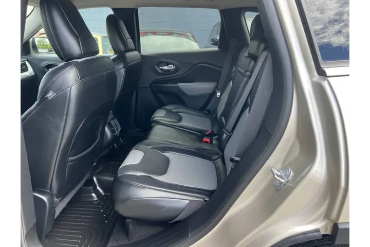 $11900 : 2014 Cherokee Limited image 7