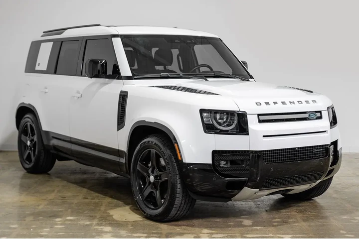 $47590 : 2022 Defender X-Dynamic SE image 10