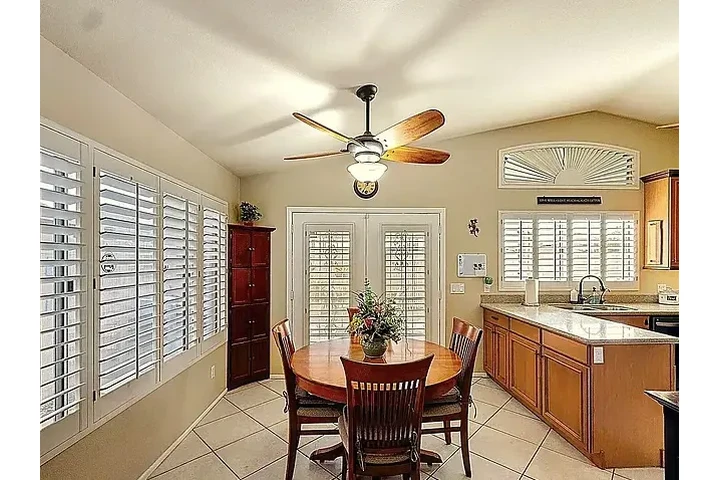 $850 : HOUSE FOR RENT image 1