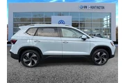$28300 : Volkswagen Taos 2025 AWD SE thumbnail