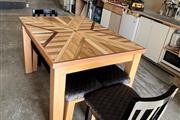 M.J.E Custom Carpentry