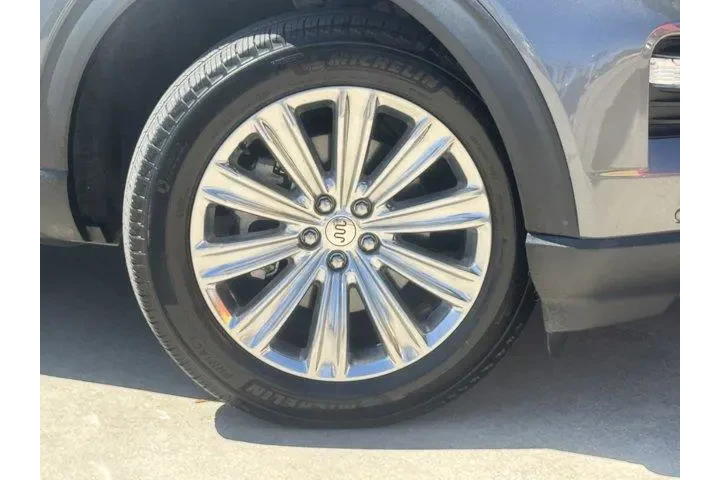 $39984 : Ford Explorer 2022 AWD King image 3