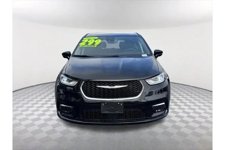 $24992 : Chrysler Pacifica 2024 Touri image 2