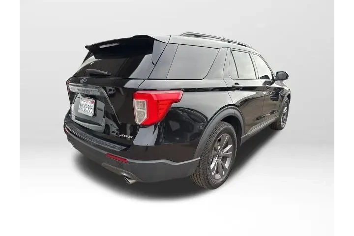 $29500 : Ford Explorer 2023 AWD XLT 4 image 5