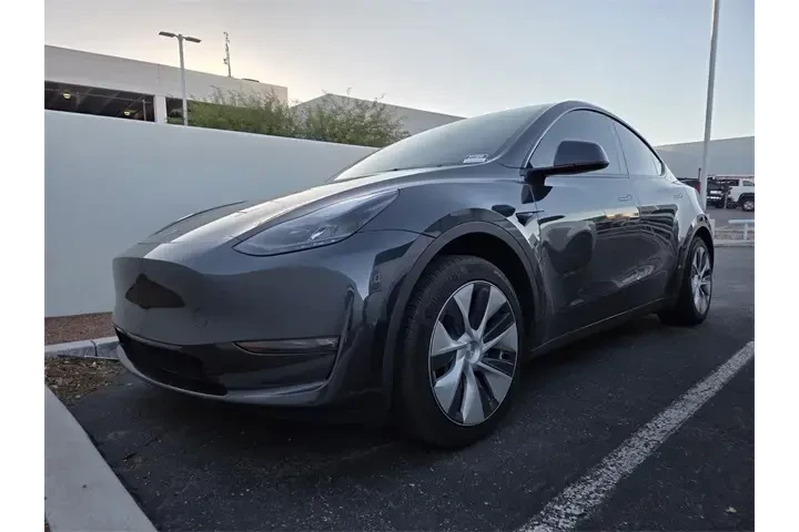 $35219 : Tesla Model Y 2024 AWD Long image 1