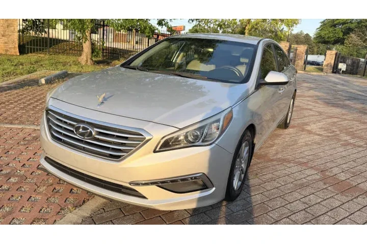 $5500 : 2015 Sonata SE image 4