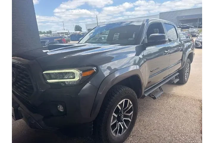 $32945 : Toyota Tacoma 2022 4x2 TRD O image 1