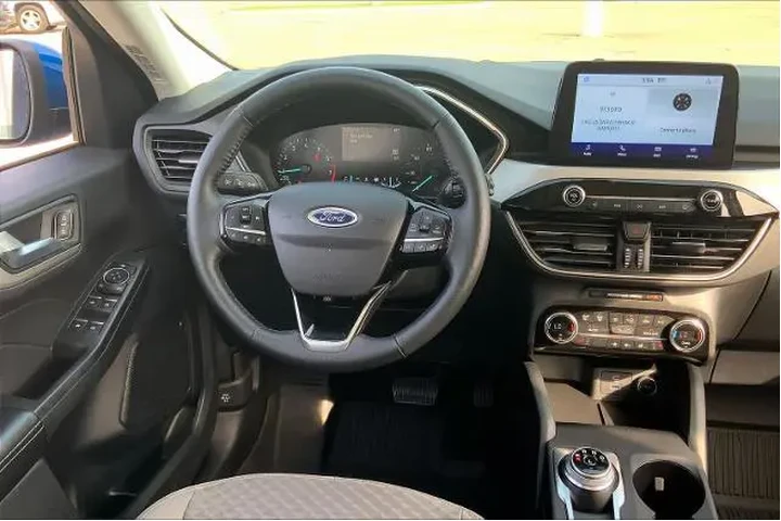 $18490 : Ford Escape 2021 AWD SE 4dr image 5