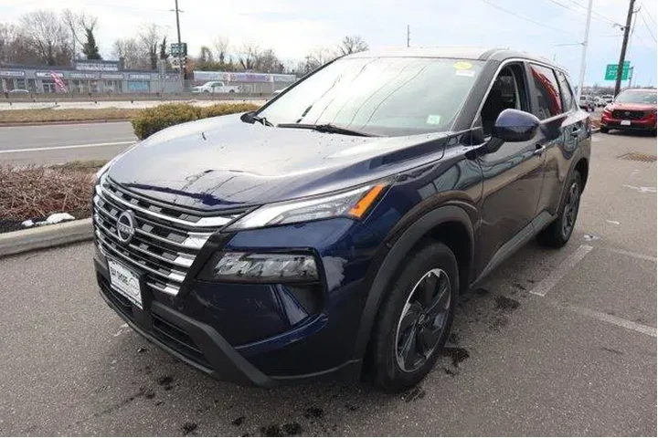 $22141 : Nissan Rogue 2025 AWD SV 4dr image 9