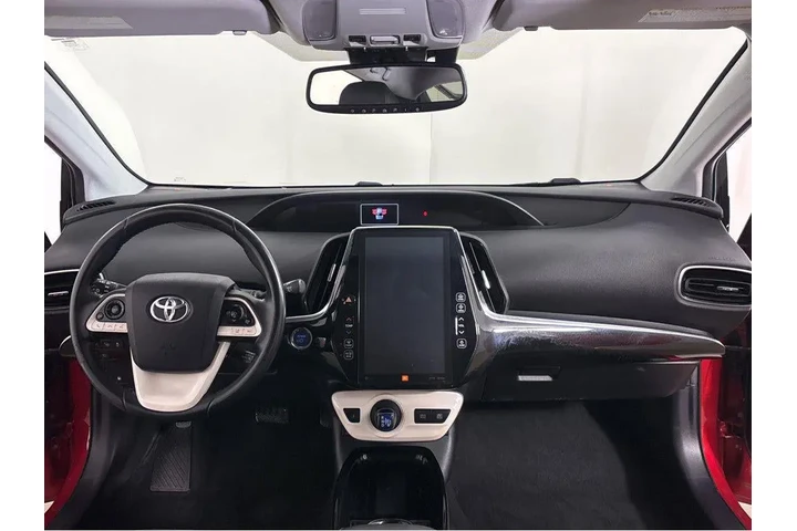 $14074 : 2018 Prius Four image 4