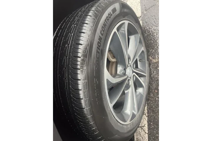 $17300 : Buick Encore GX 2021 AWD Sel image 3