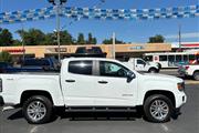 $25299 : 2017 GMC Canyon 4WD Crew Cab thumbnail