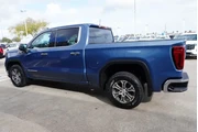 $35988 : GMC Sierra 1500 2024 4x2 SLT thumbnail