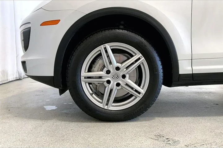 $24993 : Porsche Cayenne 2017 AWD S 4 image 7