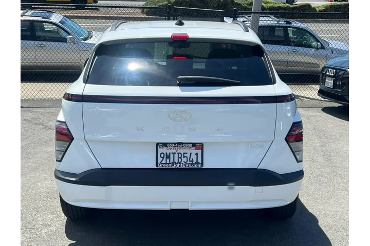 $25500 : 2024 Kona Electric SEL image 6