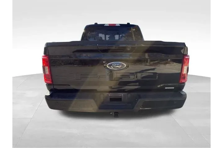 $37800 : Ford F-150 2023 4x4 XLT 4dr image 6