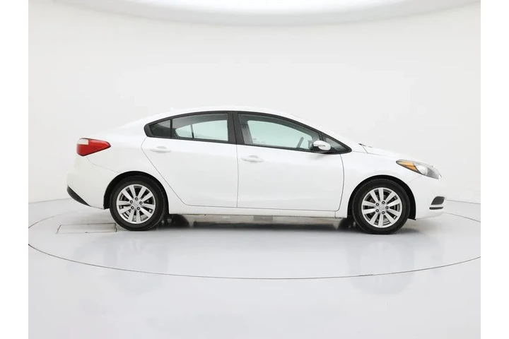 $12998 : Kia Forte 2015 LX 4dr Sedan image 7
