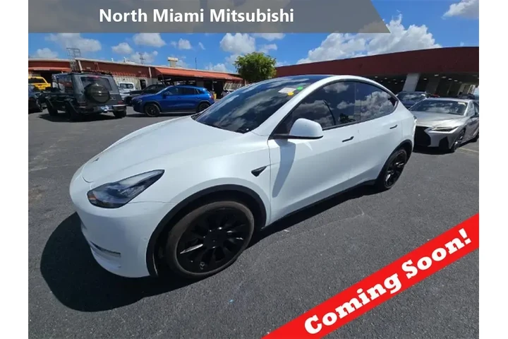 $23490 : Tesla Model Y 2023 AWD 4dr C image 1