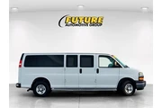 $28234 : Chevrolet Express 2020 LT 35 thumbnail