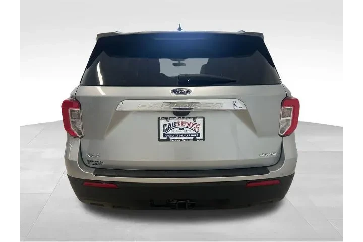 $35055 : Ford Explorer 2024 AWD XLT 4 image 6