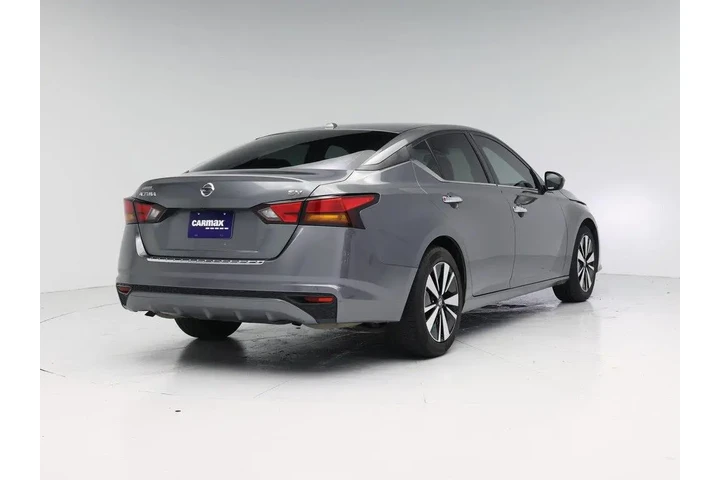 $20998 : Nissan Altima 2022 2.5 SV 4d image 8