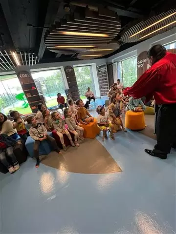 FIESTA INFANTIL Show de Magia image 4