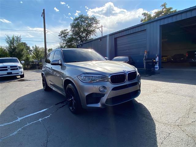 $40369 : 2018 BMW X5 M Base, CLEAN CAR image 9