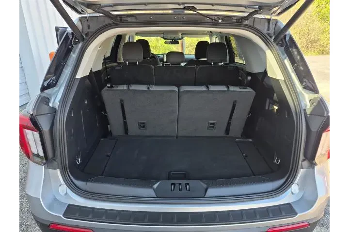 $35888 : Ford Explorer 2025 Active 4d image 8