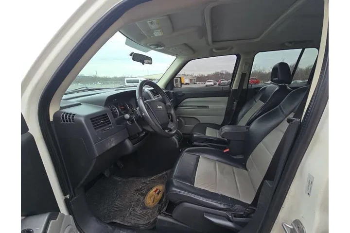 $7495 : 2007 Patriot Limited image 4