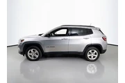 $24750 : Jeep Compass 2023 4x4 Latitu thumbnail