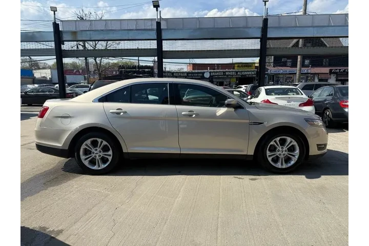 $12995 : 2018 Taurus SEL FWD image 8