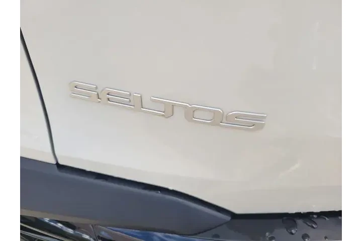 $22883 : Kia Seltos 2024 S 4dr SUV image 7