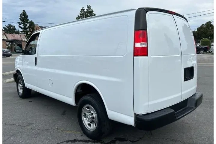 $25800 : Chevrolet Express 2022 3500 image 6