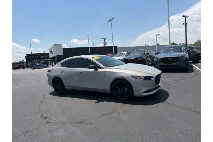 $24980 : Mazda Mazda3 Sedan 2025 2.5 image 3