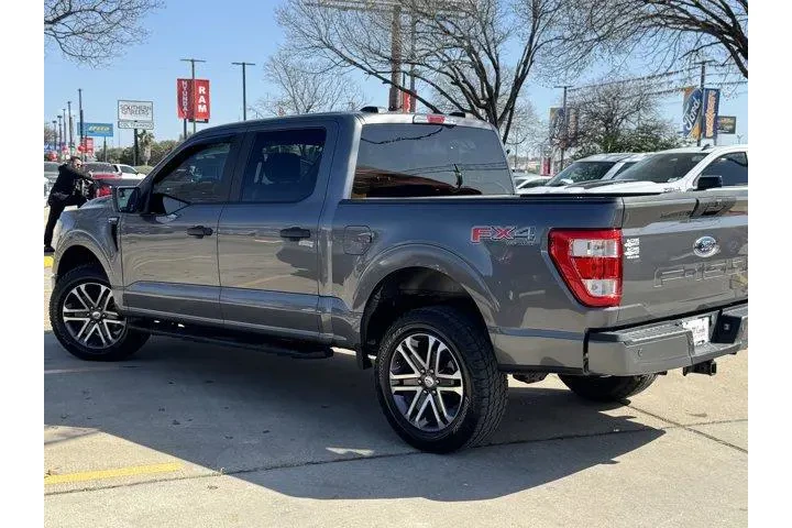 $29874 : Ford F-150 2021 4x4 XL 4dr S image 8