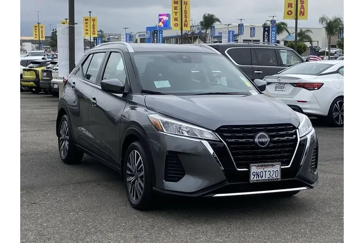 $18999 : Nissan Kicks 2024 SV 4dr Cro image 8