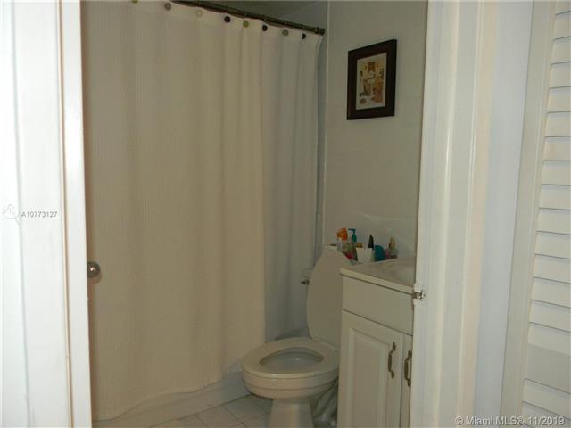 $2300 : Kendall for Rent image 4