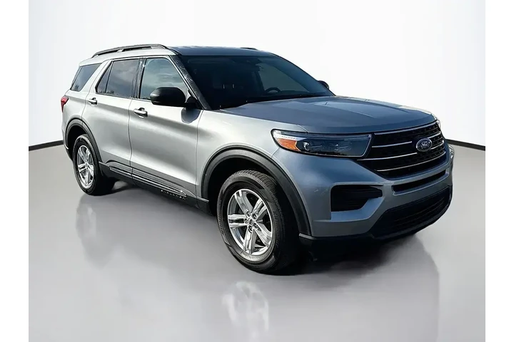 $23220 : Ford Explorer 2022 AWD XLT 4 image 2