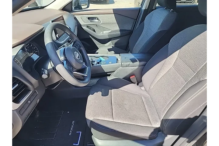 $17995 : Nissan Rogue 2023 SV 4dr Cro image 10