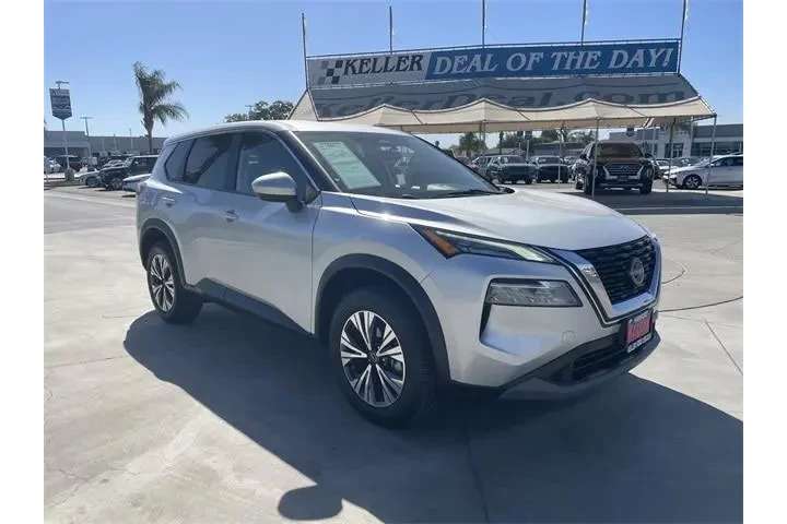 $19767 : Nissan Rogue 2023 SV 4dr Cro image 2