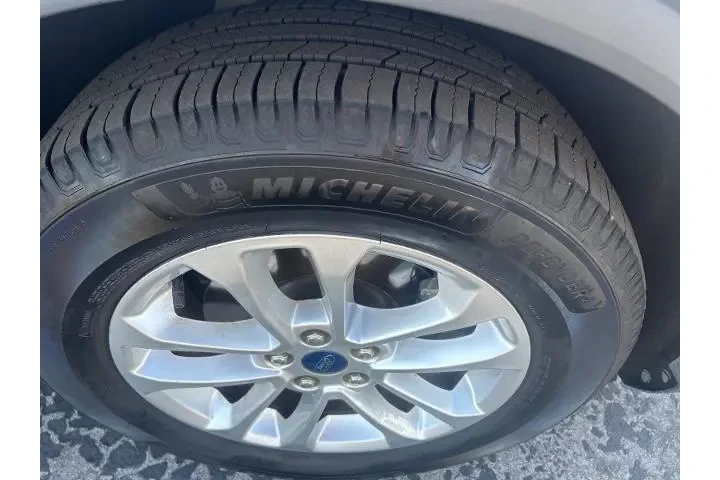 $15485 : Ford Escape 2020 AWD SE 4dr image 7