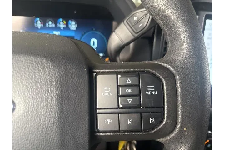 $35567 : Ford F-150 2024 4x2 STX 4dr image 9