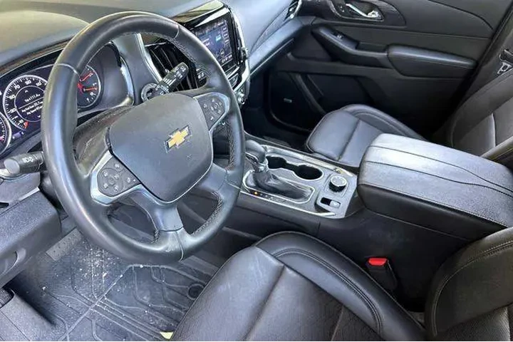 $36643 : Chevrolet Traverse 2023 4x4 image 4