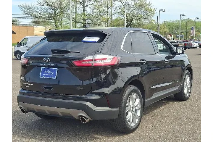$26498 : Ford Edge 2024 AWD Titanium image 6