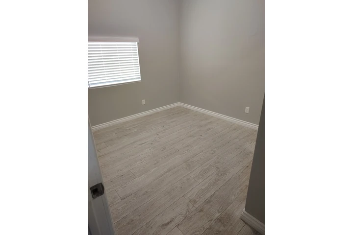 $750 : Renta de Cuartos image 2