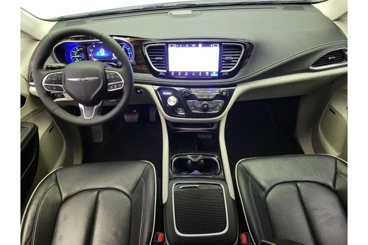 $34998 : Chrysler Pacifica Plug-In Hy image 9
