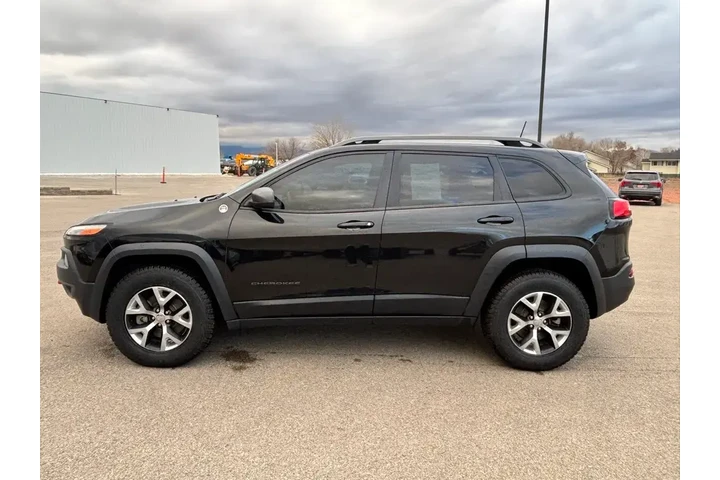 $14799 : Jeep Cherokee 2016 4x4 Trail image 4